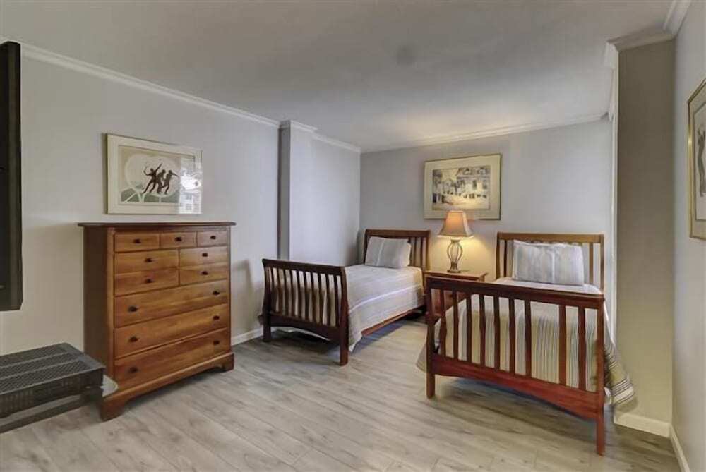 1034 Caravel Court at the Sea Pines Resort - photo 2