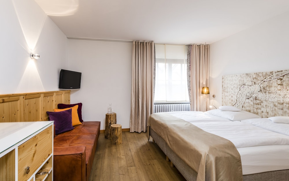 Romantik Hotel Zur Schwane — hotel in Volkach