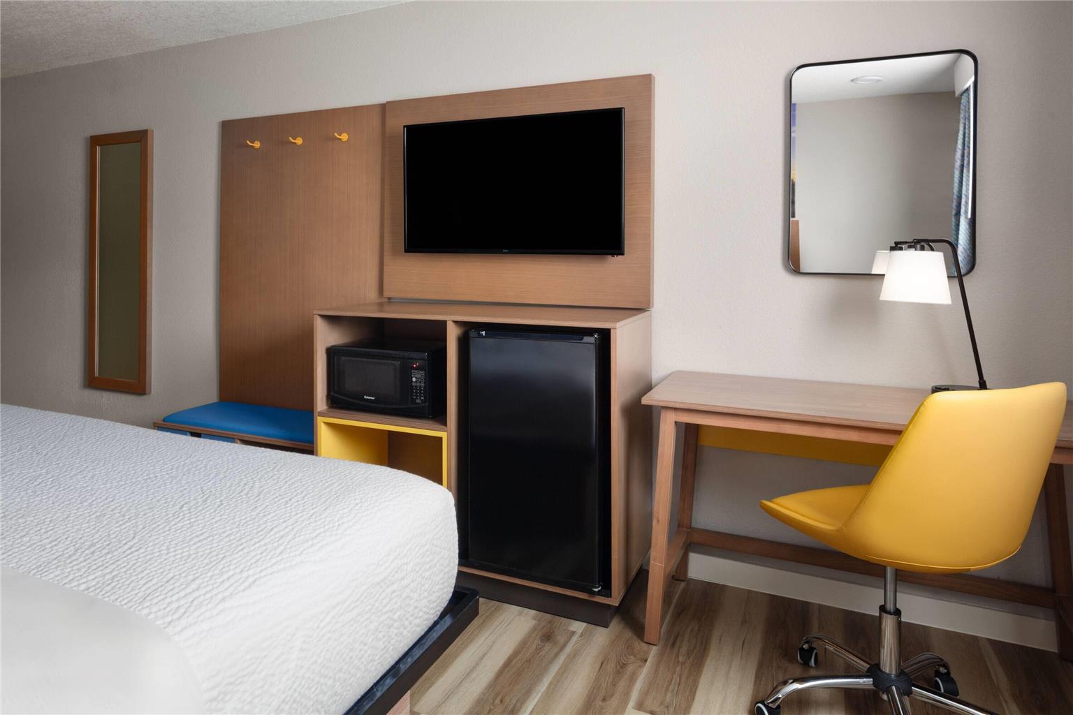 Days Inn by Wyndham Omaha NE - photo 28