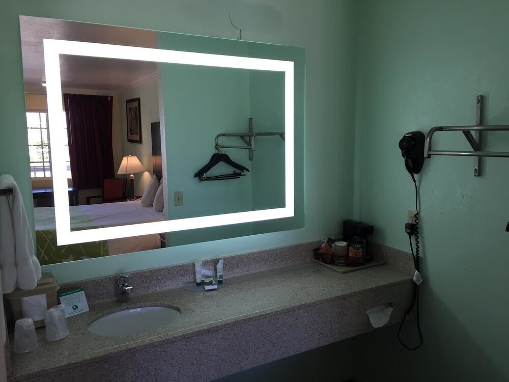 Morro Bay Beach Inn - photo 18
