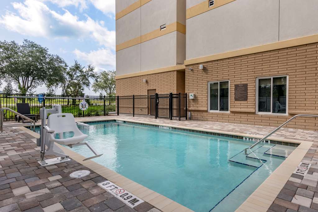 Comfort Suites Daytona Beach Speedway - photo 21