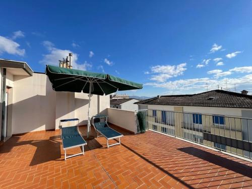 Attico Ampio E Luminoso Con Terrazza Panoramica — 4-Star Luxury Hotel in Viareggio, Italy