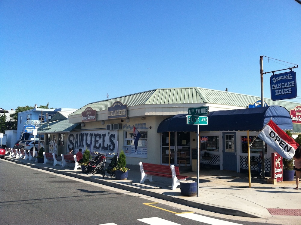 Hemingways By the Sea - photo 124