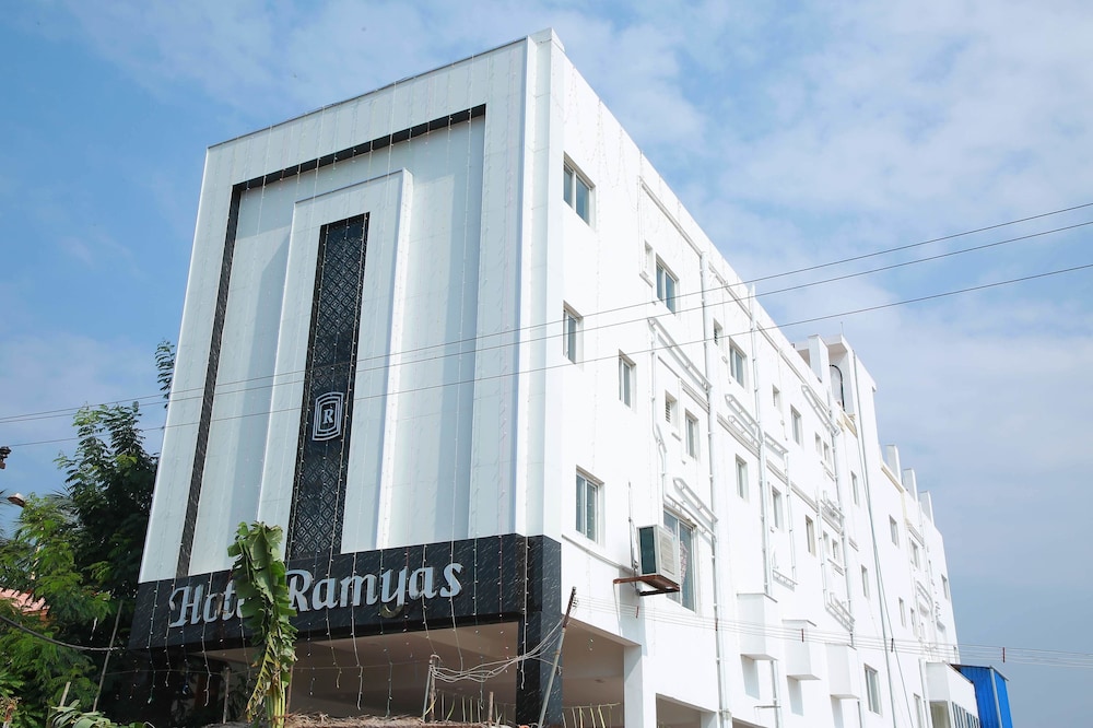 Hotel Ramyas - carbon neutral hotel in Teni