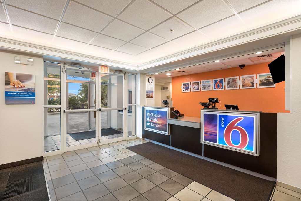 Motel 6 Orlando FL International Dr - photo 31