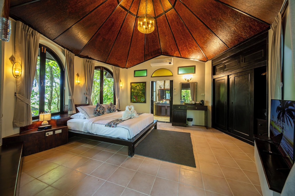 Chaweng Bay View Resort by Smith & Appy in Koh Samui, Thailand