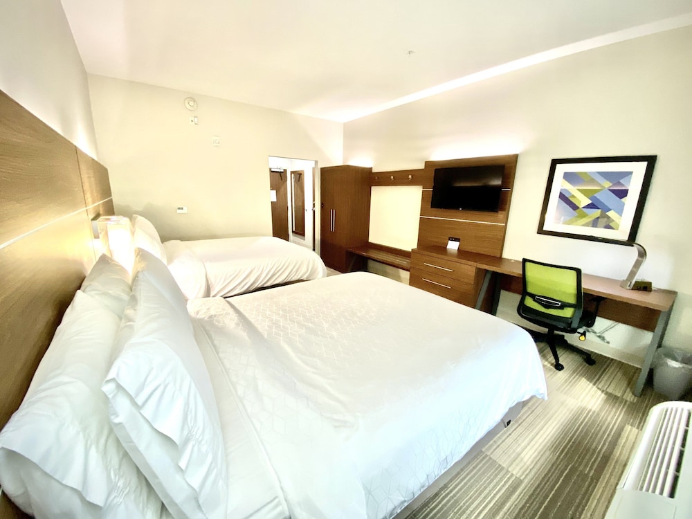 Holiday Inn Express Pineville Alexandria Area by IHG - photo 23