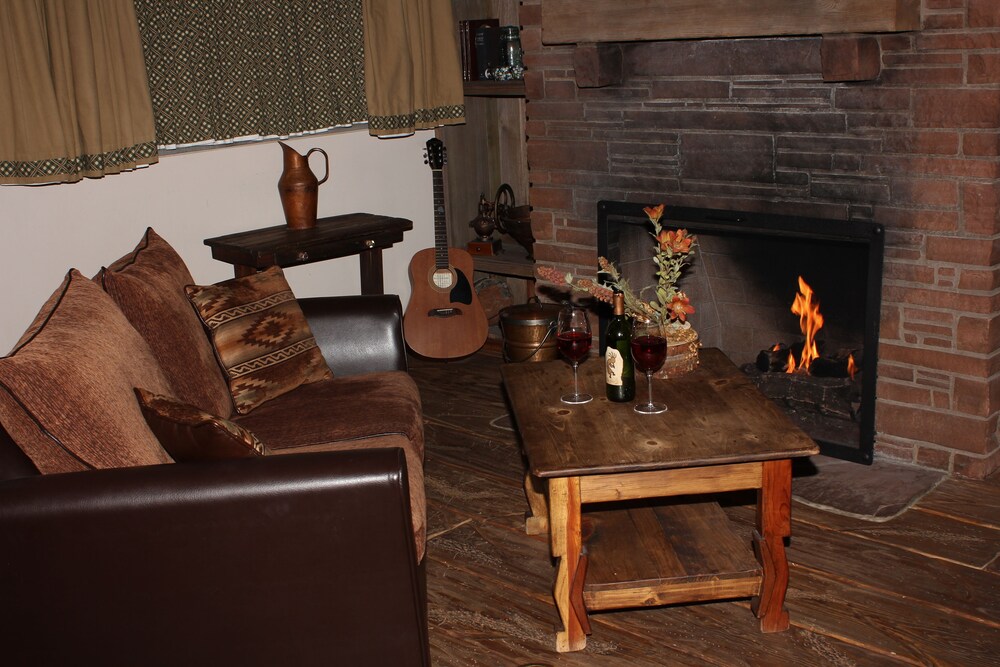 Adobe Village Inn - photo 40