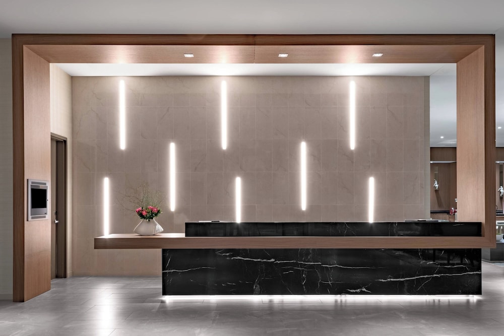 AC Hotel by Marriott Atlanta Midtown - photo 3