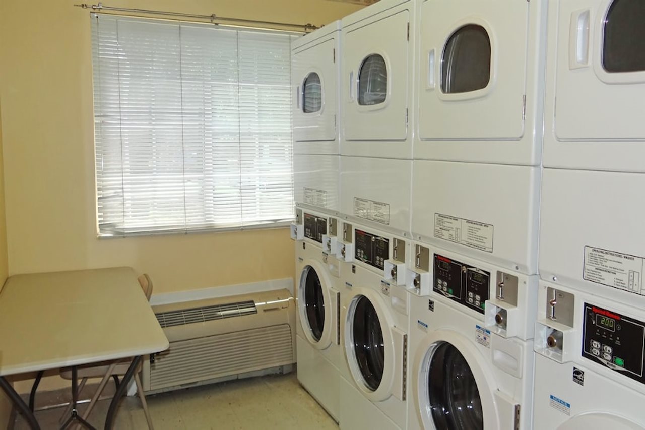 MainStay Suites Raleigh North - photo 27