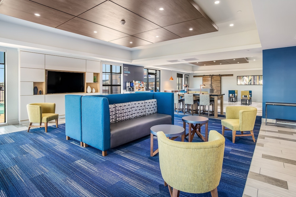 Holiday Inn Express & Suites Tulsa East Catoosa by IHG - photo 13