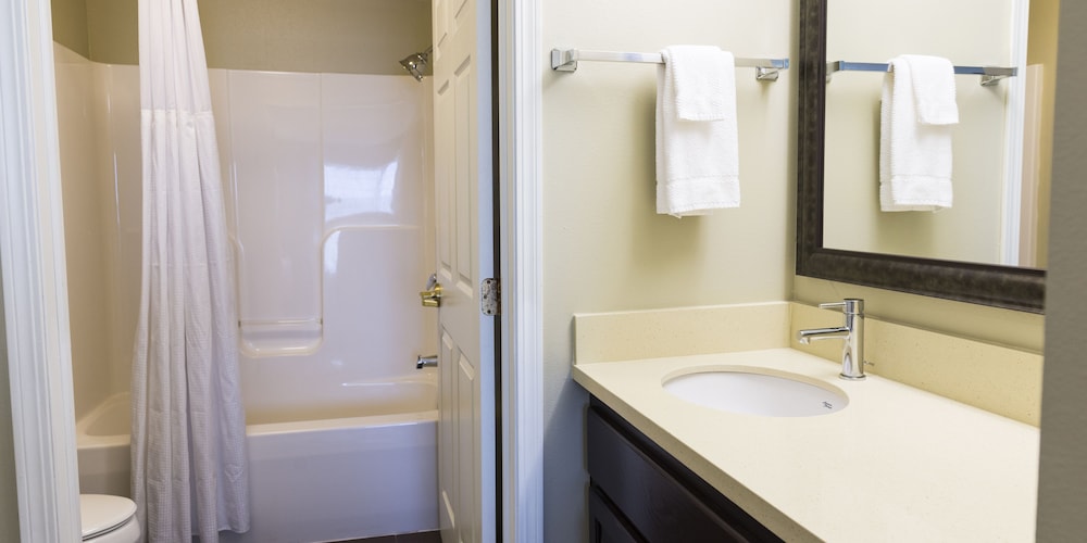 Staybridge Suites Fargo by IHG - photo 59