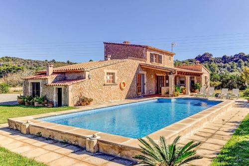 Can Seguinot Mercer by Sealand Villas — 4-Star Luxury Hotel in Port De Pollenca, Spain