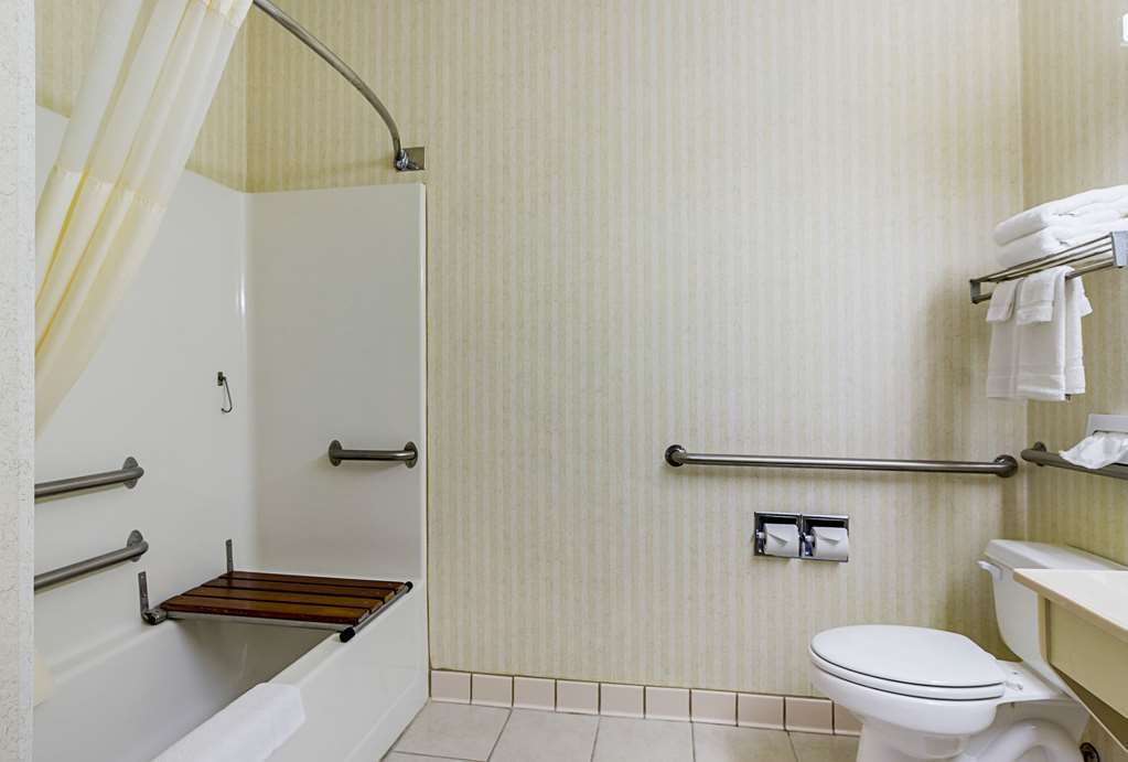 Econo Lodge Luverne I 90 - photo 14