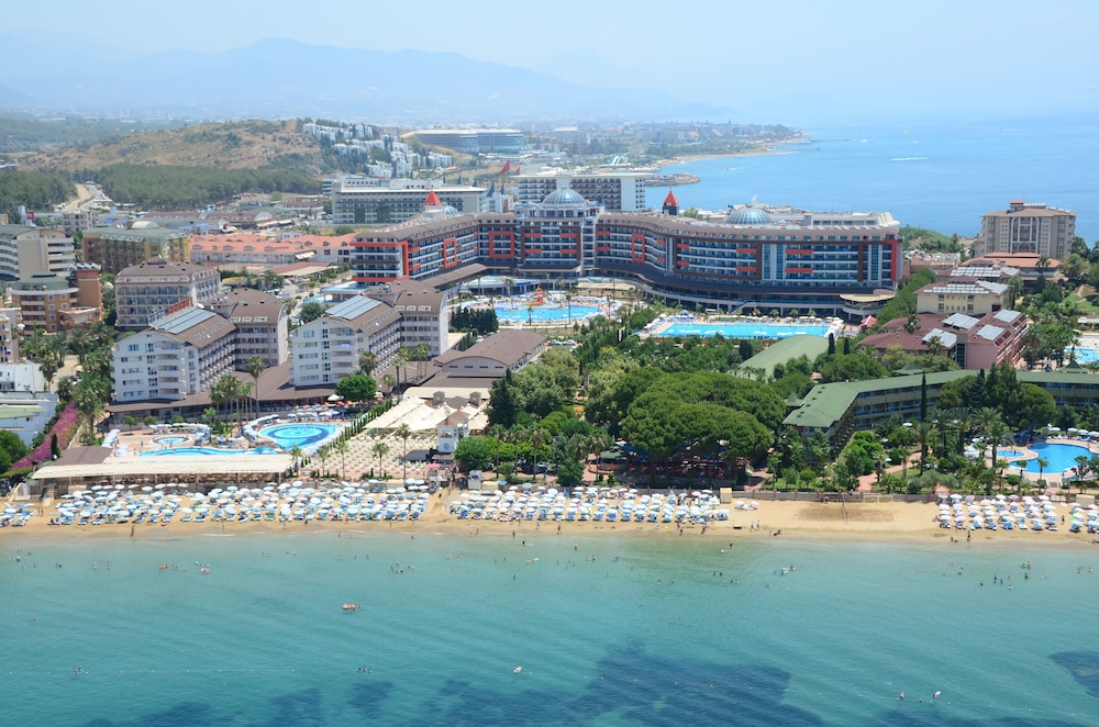 Lonicera World Hotel - carbon neutral hotel