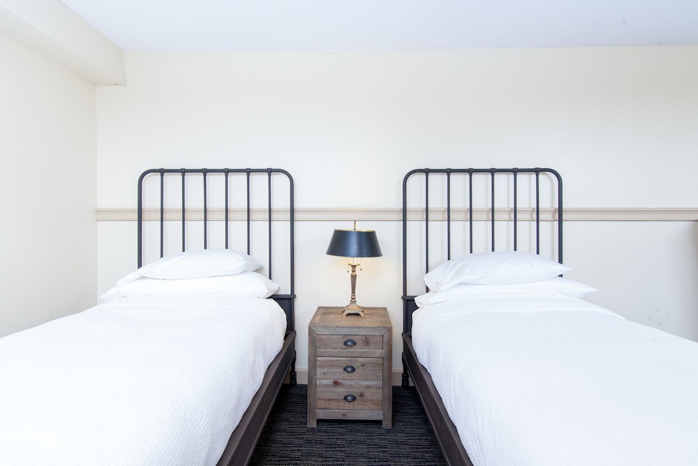 Garrison Inn Boutique Hotel - photo 9