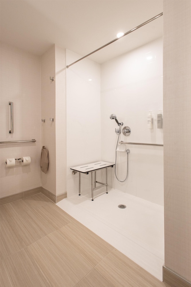 Hilton Garden Inn Dayton Downtown - photo 36