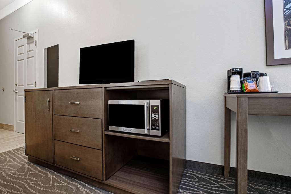 La Quinta Inn & Suites by Wyndham Manteca Ripon - photo 16