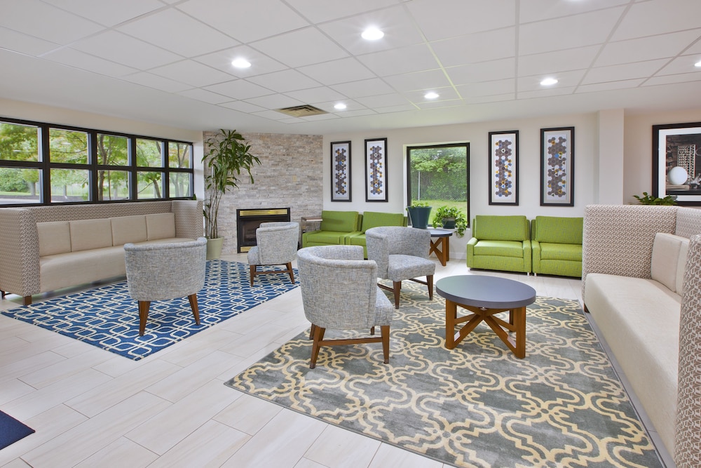 Holiday Inn Express & Suites Milford by IHG - photo 42