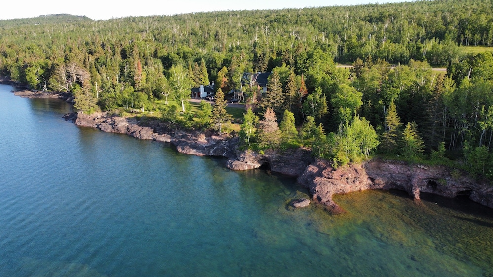 Thomsonite Beach Inn - photo 78
