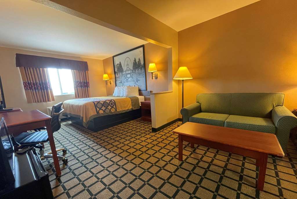 Super 8 by Wyndham Rolla - photo 21
