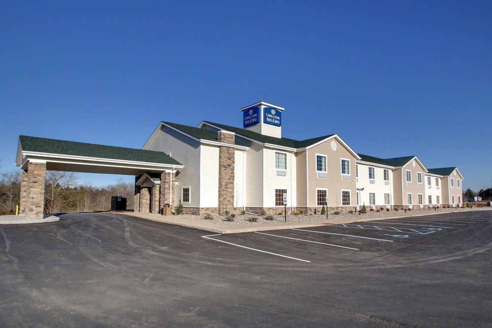 Cobblestone Hotel Suites Charlestown In — Charlestown