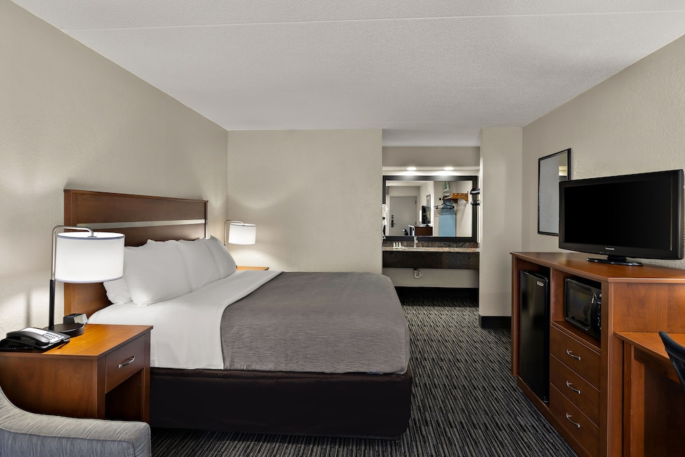 Quality Inn Dandridge - photo 17