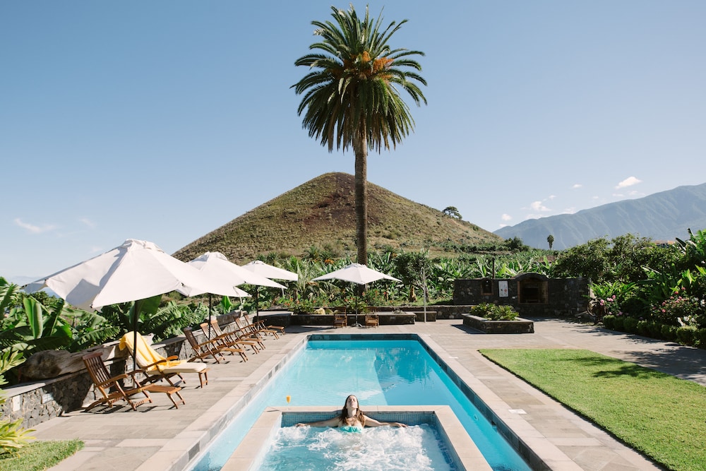 Finca el Patio — 4-Star Luxury Hotel in Los Realejos, Spain