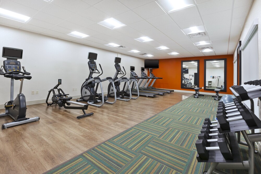 Holiday Inn Express & Suites Painesville Concord by IHG - photo 15