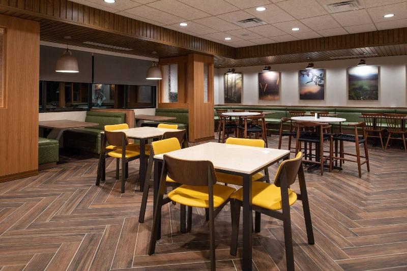 Fairfield Inn & Suites by Marriott Canton - photo 82