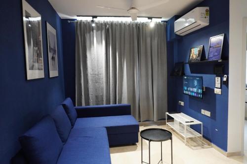 Picturesque LakeView Studio Apartment Hiranandani Estate Thane