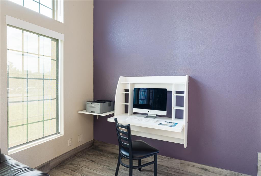 SureStay Plus Hotel by Best Western Kearney Liberty North - photo 26
