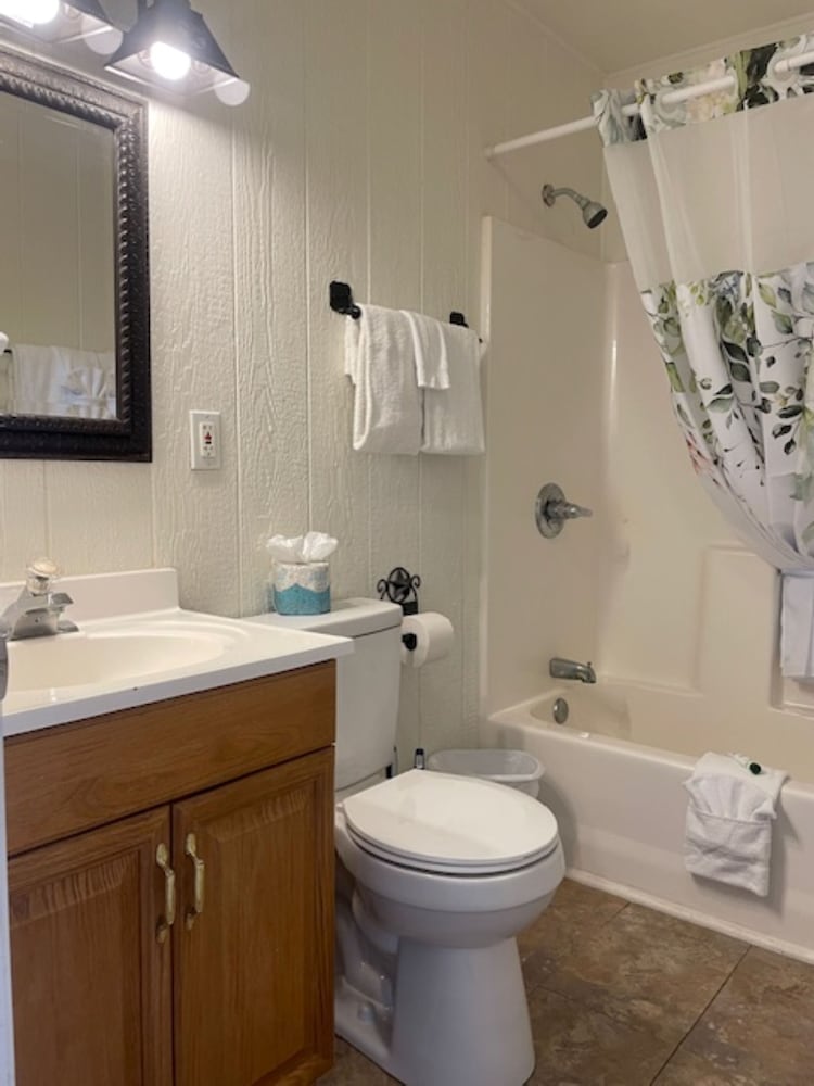 Thunderbird Resort & Event Center - photo 171
