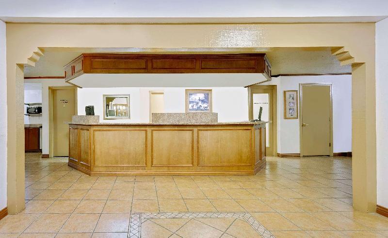 Silver Queen Inn - photo 11