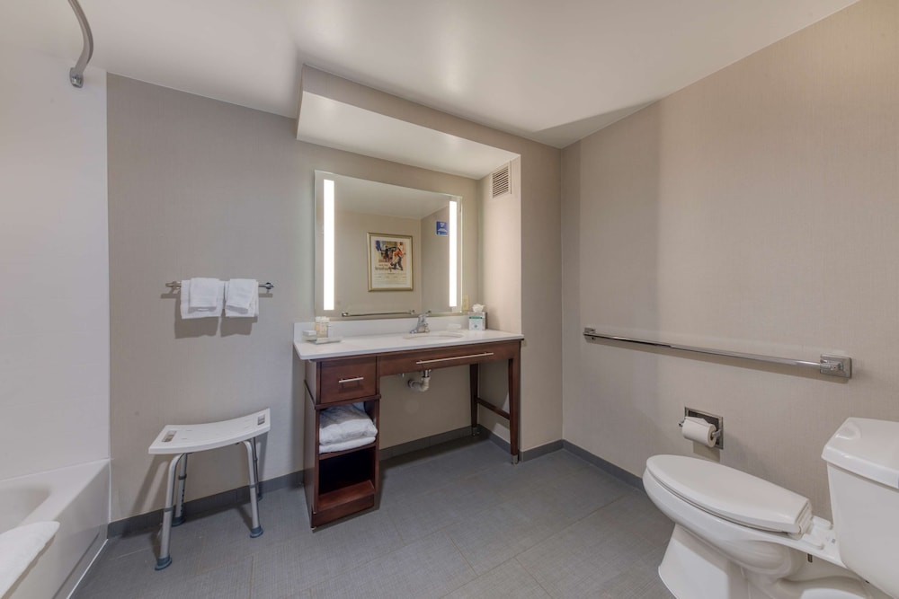 Homewood Suites by Hilton Olmsted Village - photo 51