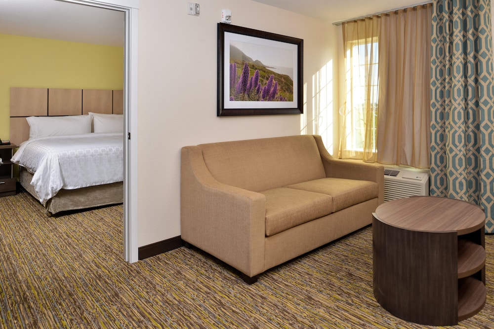 Candlewood Suites Lodi by IHG - photo 10
