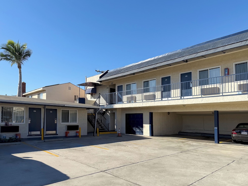 Hiland Motel - photo 23