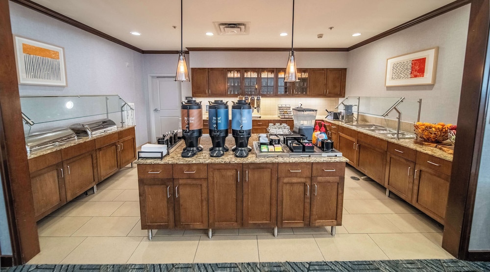 Homewood Suites by Hilton Rochester Mayo Clinic Area Saint Marys - photo 34