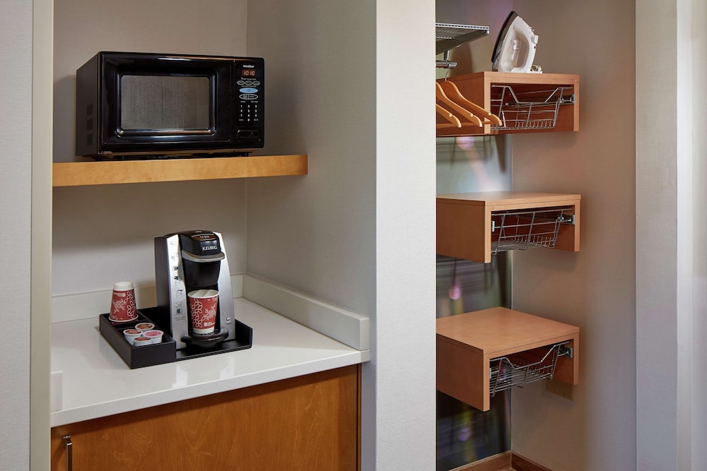 Hilton Garden Inn Portland Lake Oswego - photo 10