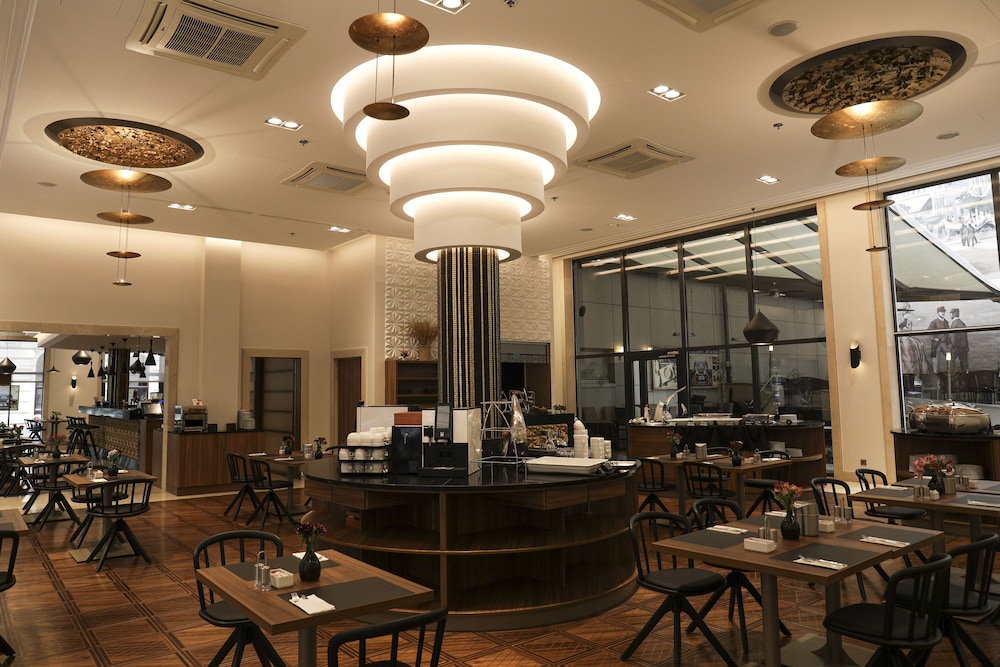 מזון ומשקאות