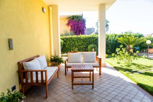 B&B La villetta gialla — 4-Star Luxury Hotel in Pescara, Italy