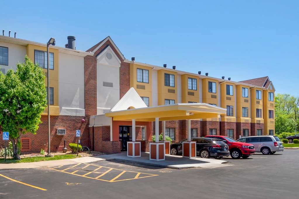 Quality Inn Overland Park Kansas City - photo 2