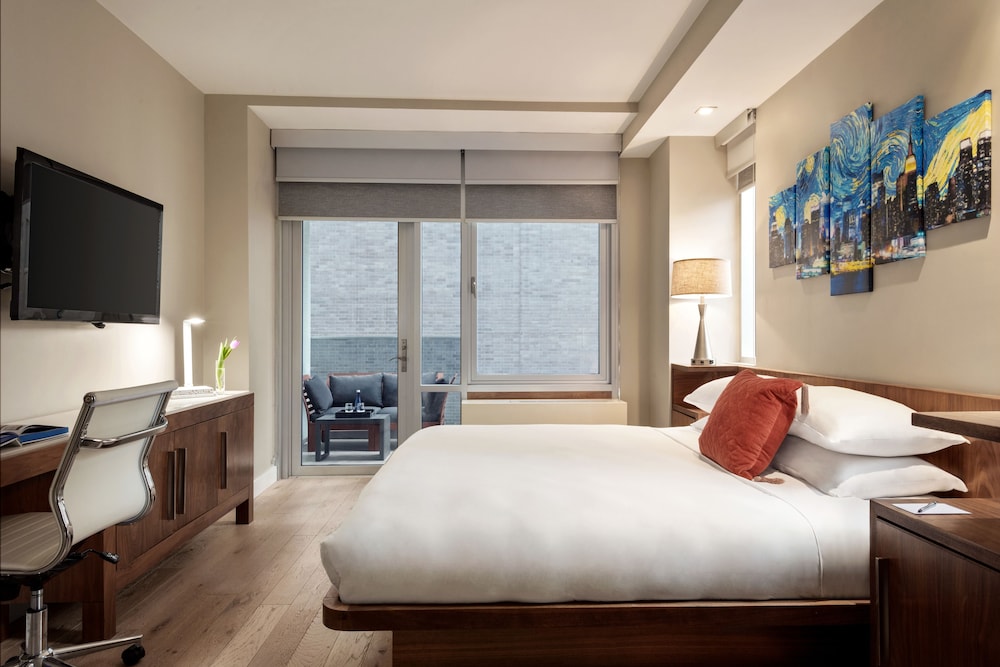 The Gotham Hotel - photo 8
