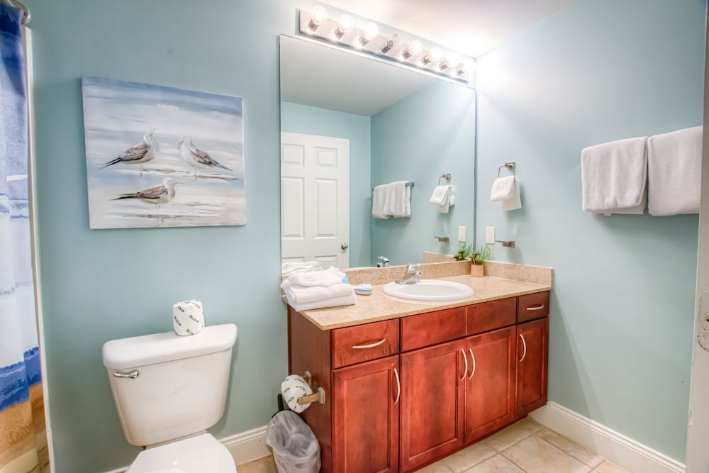 Laketown Wharf Resort by Aneliya's Rentals - photo 753