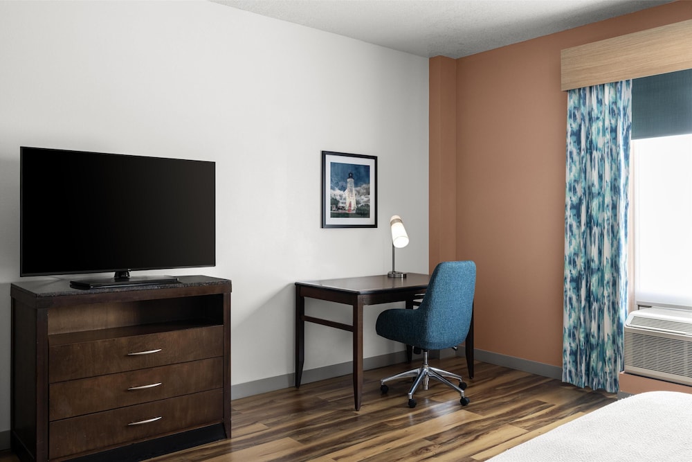 Hilton Garden Inn Pascagoula - photo 21