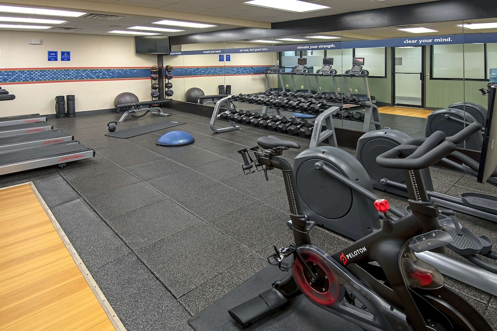 Hampton Inn & Suites Fairfield - photo 60