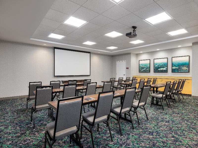 Home2 Suites by Hilton Milwaukee Brookfield - photo 16