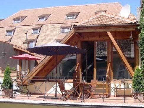Casa Rozelor — 4-Star Luxury Hotel in Brasov, Romania