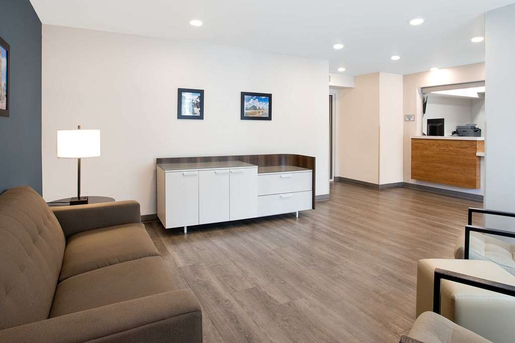 WoodSpring Suites Daytona Beach Int'l Speedway - photo 4