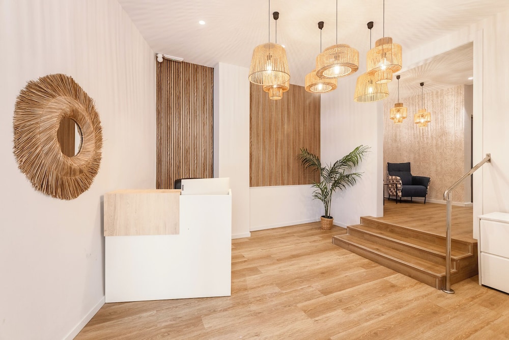 Arenal Suites Benidorm — Benidorm — photo 2
